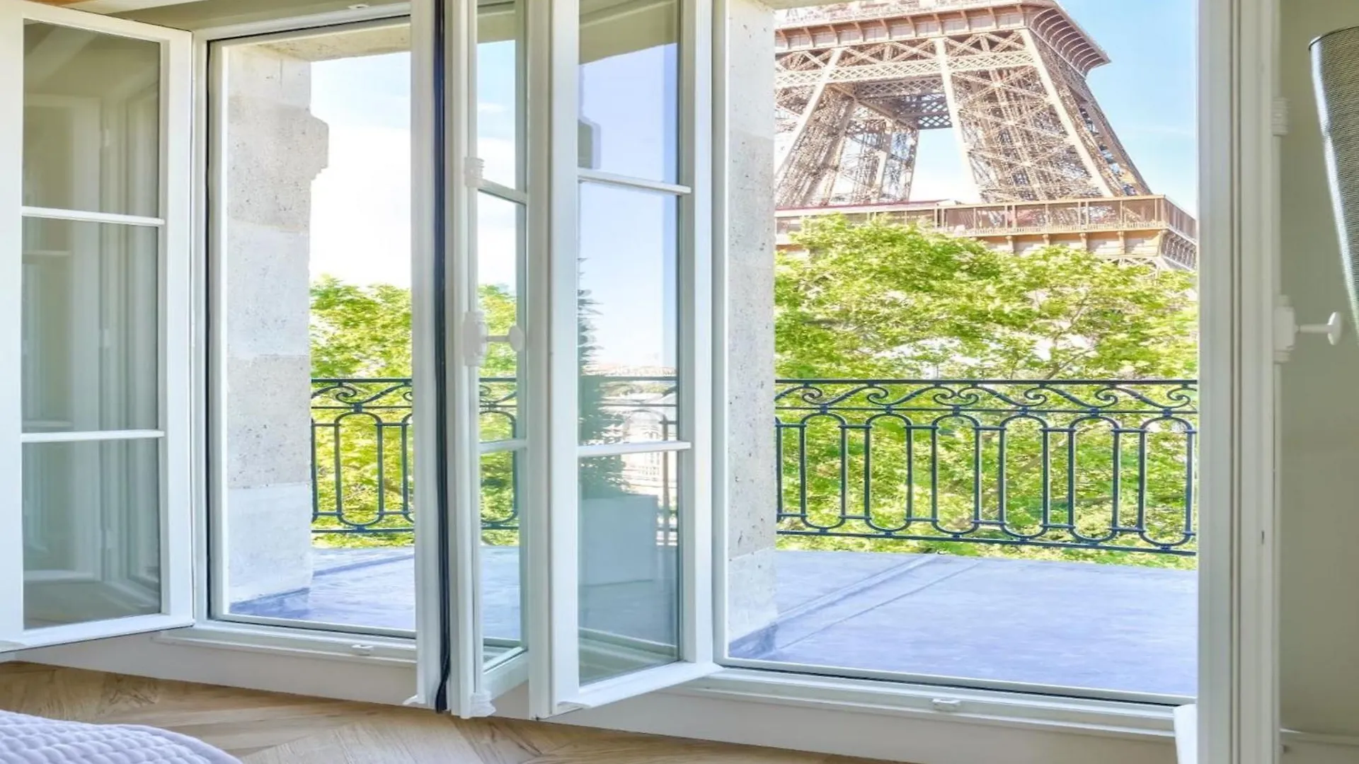 Luxury Duplex - 4Bdr 8P-Tour Eiffel- Bail Mobilite Apartman Párizs 0*,