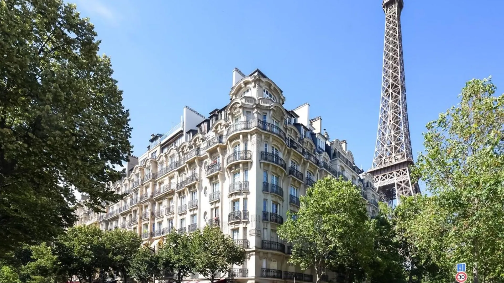 Luxury Duplex - 4Bdr 8P-Tour Eiffel- Bail Mobilite Apartment Paris 0*,  France