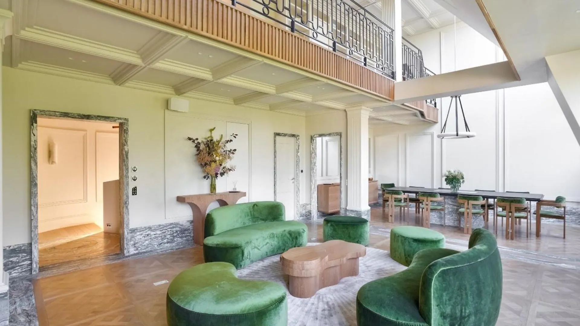 דירות פריז Luxury Duplex - 4Bdr 8P-Tour Eiffel- Bail Mobilite צרפת